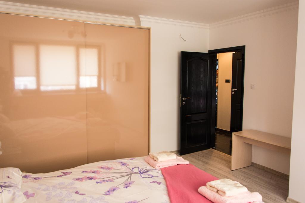 Silver Apartment Burgas City Exterior foto